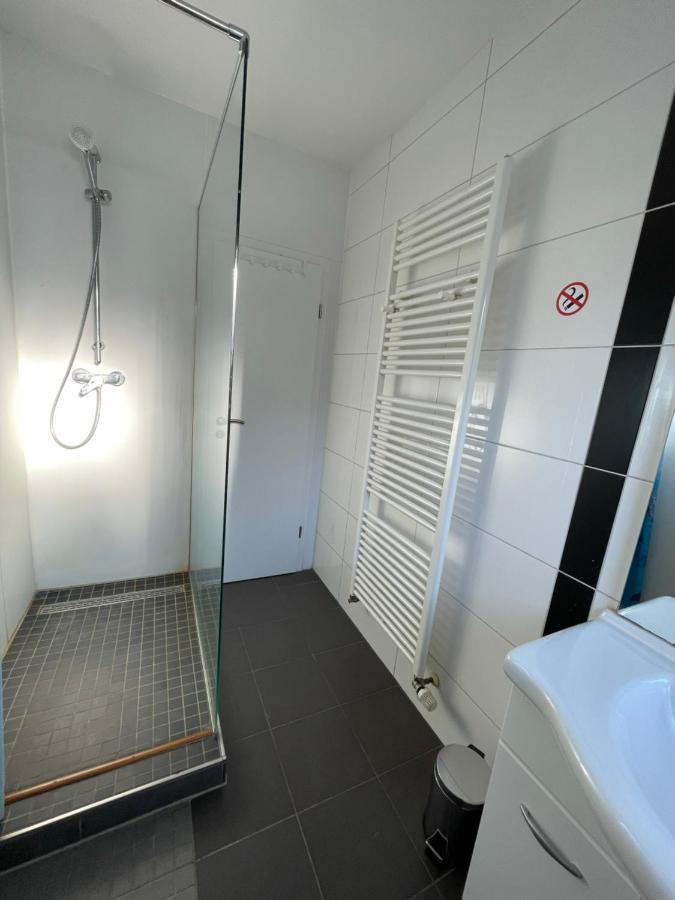 Schoene Zentrale Zimmer In Wilhelmshaven Apartment Екстериор снимка