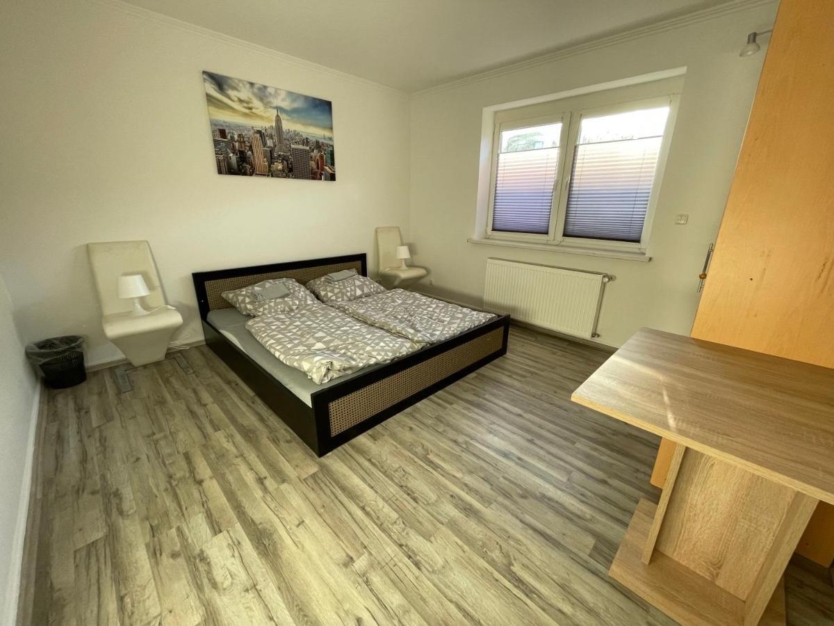Schoene Zentrale Zimmer In Wilhelmshaven Apartment Екстериор снимка