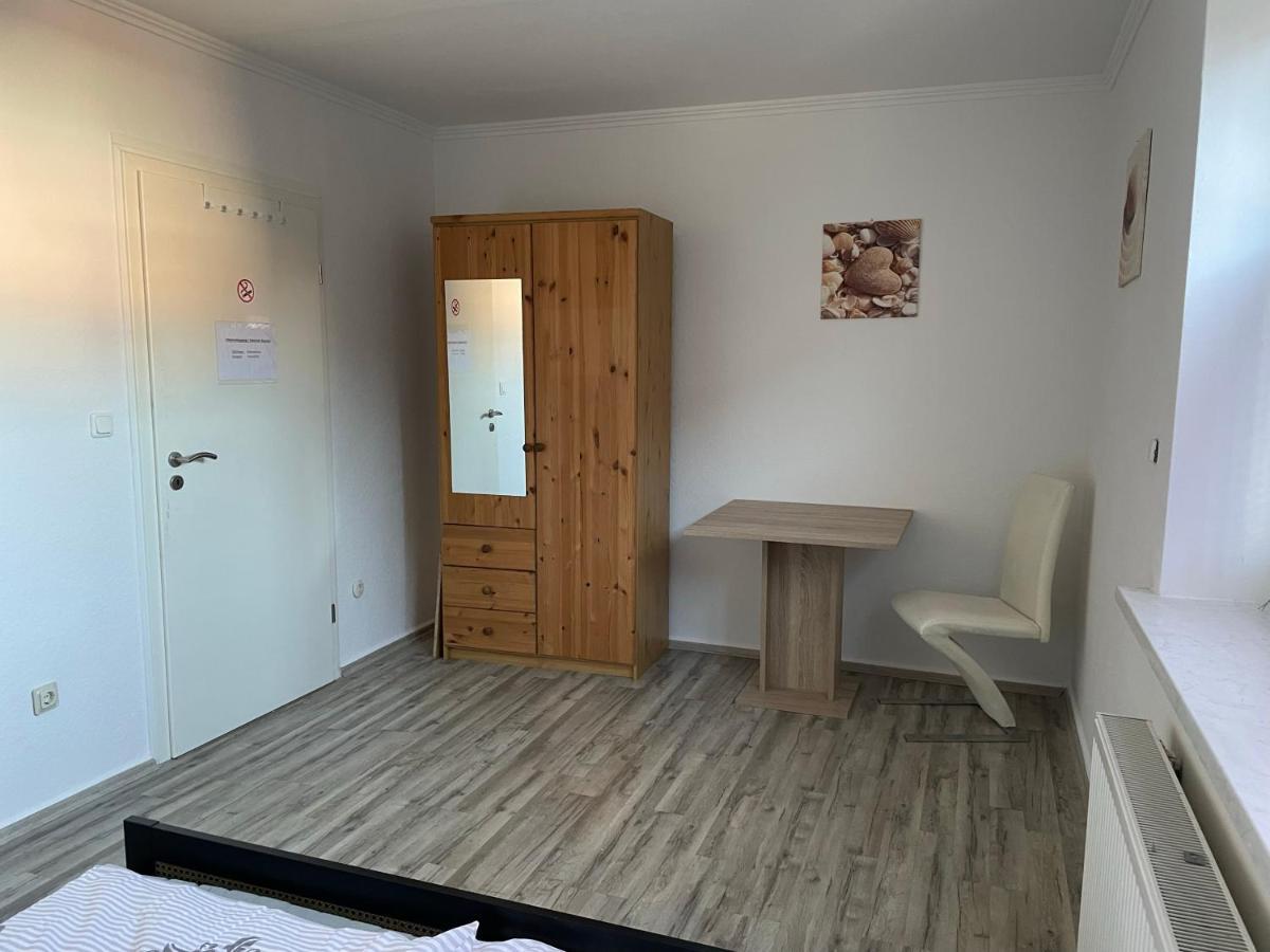 Schoene Zentrale Zimmer In Wilhelmshaven Apartment Екстериор снимка